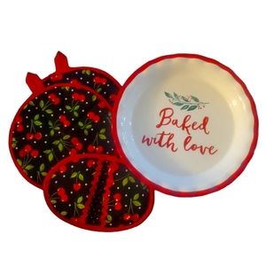 🍒Cherry themed pie plate and hot pads set